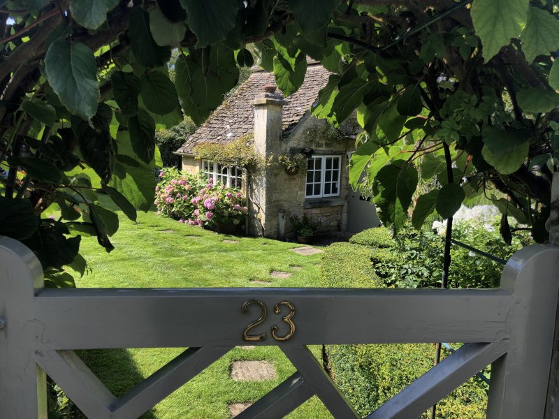 cottage