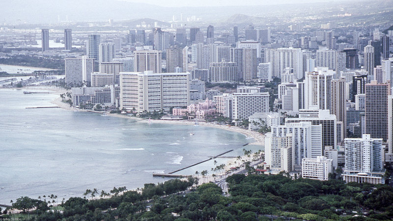 Plage de Waikiki et le Royal Hawaiian Hotel