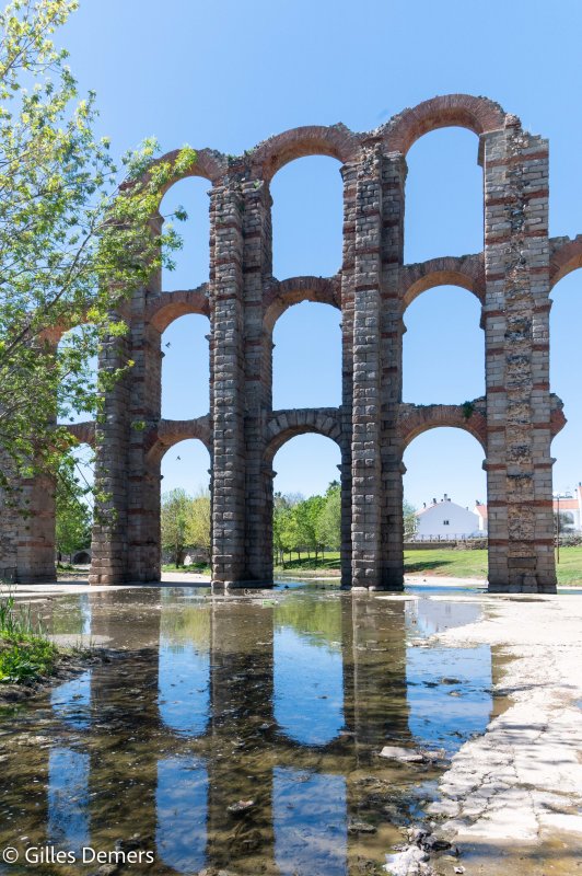Ancien aqueduc romain