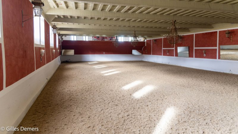 Arnes de Ronda / Plaza de Toros