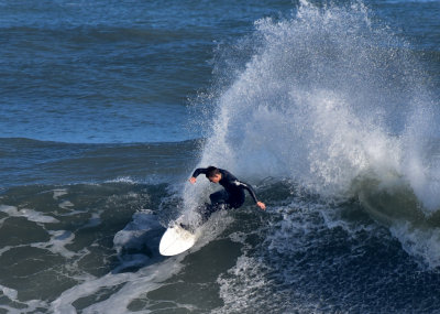 surfing09072009.jpg