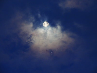 2020-09-06 Cloudy Sky, Moon and Mars