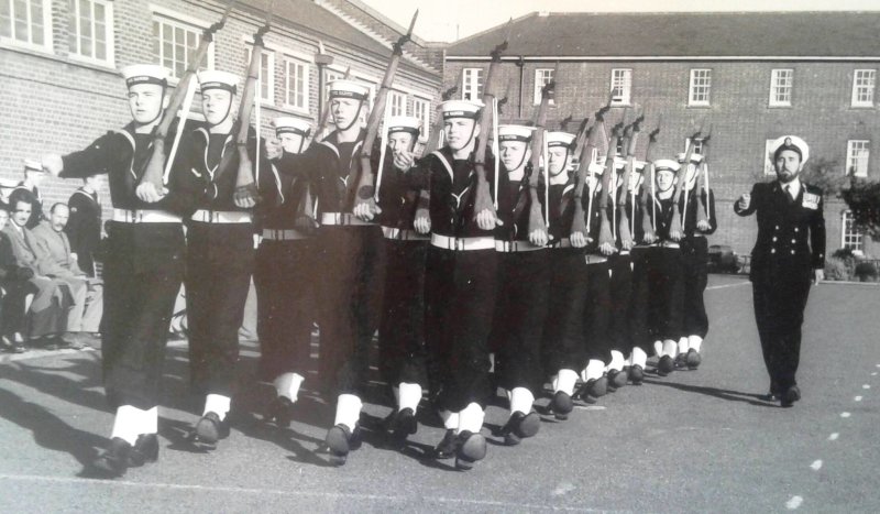 1958-1959 - JOHN POTTER,  201, BUNTINGS CLASS, 201 AND 392 CLASSES GUARD WITH CRS STANKISTE, MARCHING OFF..jpg