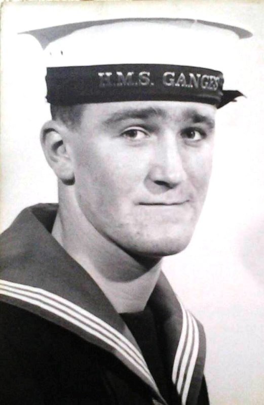 1963 - STAN THOMPSON - 1963, 3RD SEPTEMBER, DUNCAN DIV., 9 MESS, 73 CLASS..jpg