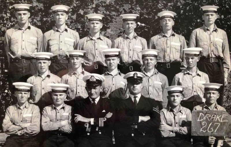 1964, AUGUST - GARY RICHARDSON, DRAKE, 267 CLASS, I AM 3RD FROM LEFT BACK ROW..jpg