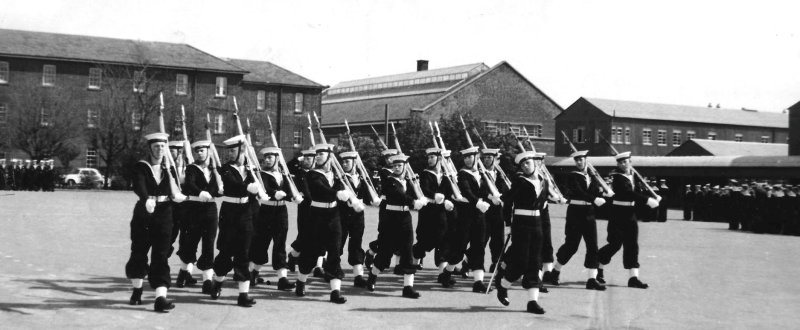 1967, JANUARY - PETER D. CRANE, 90 RECR., BLAKE, 7 MESS, CAPT.'S GUARD, MARCH PAST..jpg