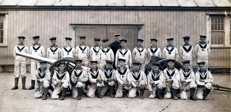 FIELD GUN CREW - DATE UNKNOWN.jpg