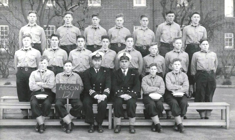 1963, 5TH FEBRUARY - MALCOLM SMITH, ANSON 121 CLASS, 20 MESS, DO LT.CDR. ROBERTS, INSTRUCTOR CH. MECH WEST