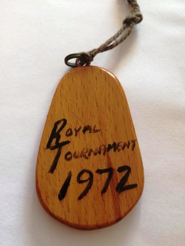 1972 - STEVE EDE, CHAIR TRICKS TEAM, KEY FOB, ROYAL TOURNAMENT. A..jpg