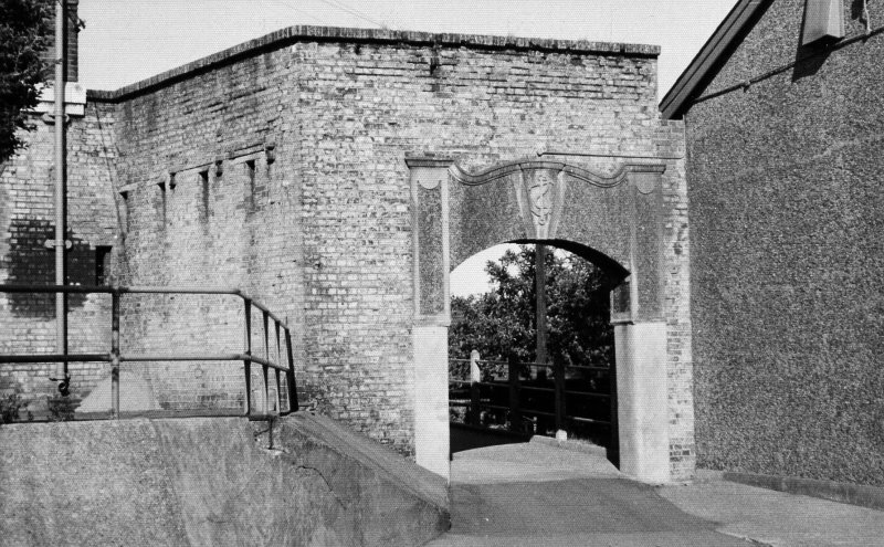 UNDATED - GATEWAY TO GUN ENPLACEMENT AND GYM..tif