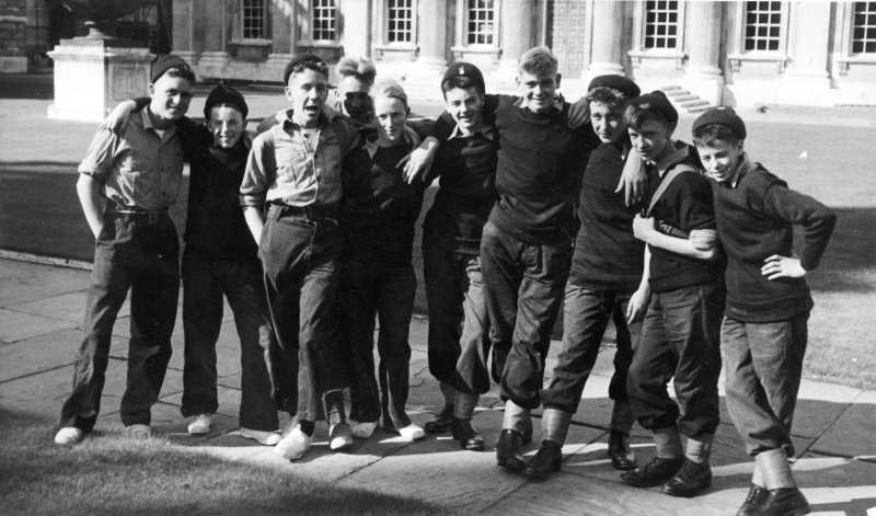 1958, 10TH JUNE - DAVE PARRY, 14 RECR., HAWKE, 47 MESS, 242 CLASS, PO TEL, ANSTEY, EXPED TO CAMBRIDGE, KINGS COLLEGE.jpg