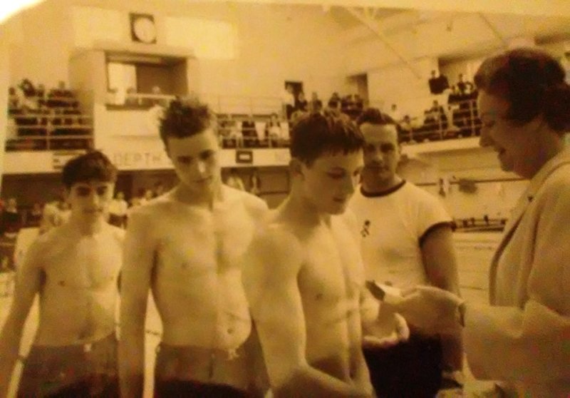 1967 - TERRY ANDERSON, BENBOW RELAY TEAM, MYSELF, DAVE CHILD AND ONE OTHER BEING PRESENTED BY MRS BAKER.jpg