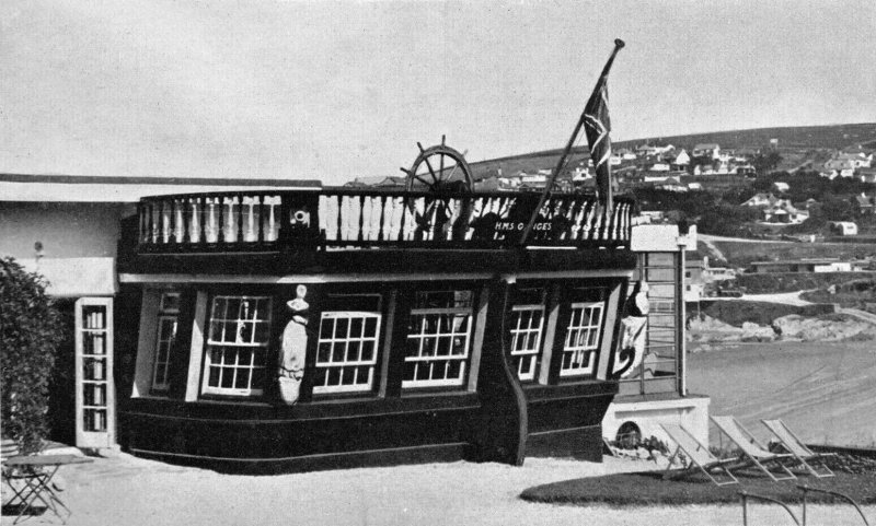 UNDATED - HMS GANGES STERN AT BURGH ISLAND HOTEL, DEVON.2.jpg