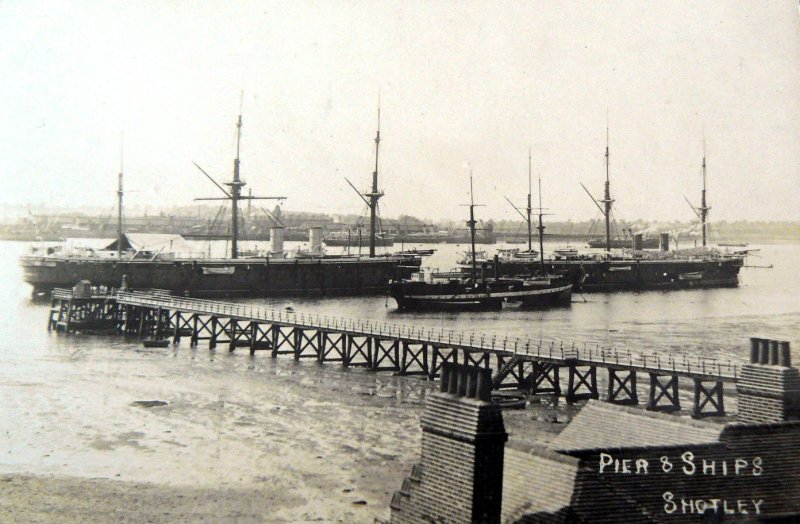 UNDATED - PIER AND SHIPS - SHOTLEY.jpg