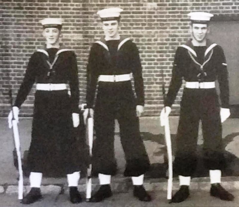 1967 - DERRICK SUTTON, HAWKE DIVISION GUARD, MYSELF ON RIGHT WITH IRISH SMALL AND PHIL BROWN.jpg