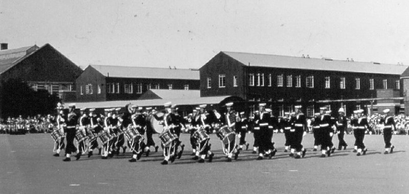 UNDATED - DRUM AND BUGLE BAND MARCHING PAST ON PARENTS DAY.jpg