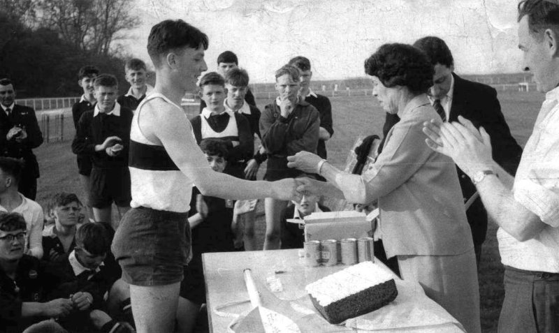 1965-96 - KEITH KIRK, 77 RECR., GRENVILLE, 741 CLASS, JNAM2 TO LT. CDR., SPORTS DAY, F.jpg