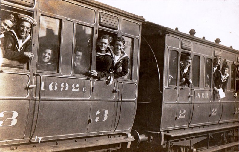 UNDATED - GANGES BOYS ON A TRAIN GOING ON LEAVE OR ON DRAFT.jpg