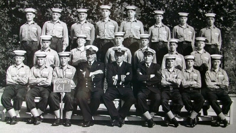 1964, 24TH AUGUST - EDWARD GUDGION, 70 RECR., RODNEY, 61 CLASS, I AM FRONT ROW 2ND FROM LEFT. ALSO INC. S. POTTS AND R.ROBBINS