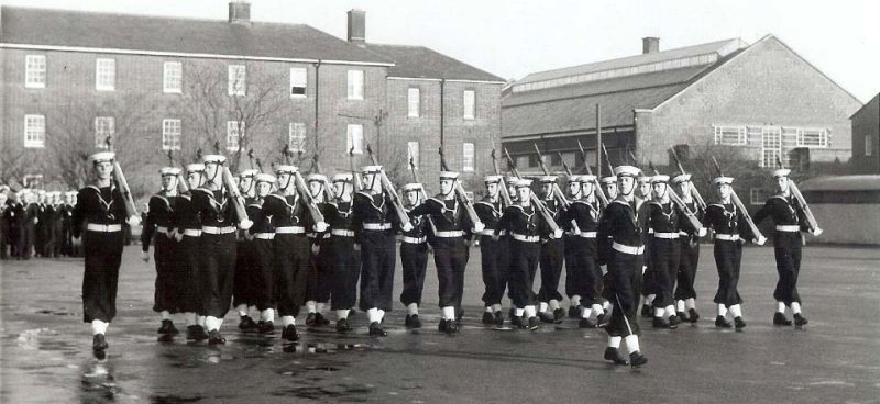 1964, 24TH AUGUST - IAN BURNAGE, FROBISHER, 162 CLASS, PASSING OUT MARCH PAST.jpg