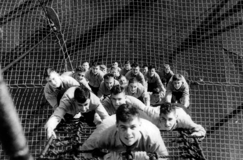 1956 - BOYS FROM RODNEY DIVISION, CLIMBING THE MAST, NO OTHER DETAILS AVAILABLE.jpg