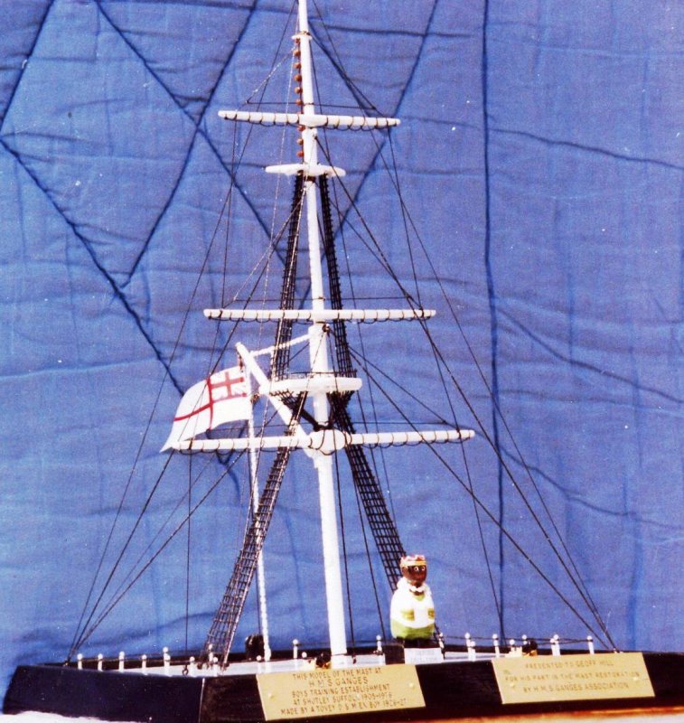 1988 - DICKIE DOYLE, REPLICA OF MAST PRESENTED TO GEOFF HILL ON COMPLETION OF THE MAST RESTORATION, FULL DETAILS ON BRASS PLAQUE