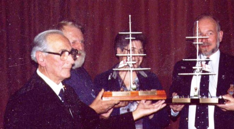 1988 - JIM TOVEY, DSM, [GANGES 1926], DICKIE AND EILEEN DOYLE AND GEOFF HILL AT REPLICA MASTS PRESENTATIONS