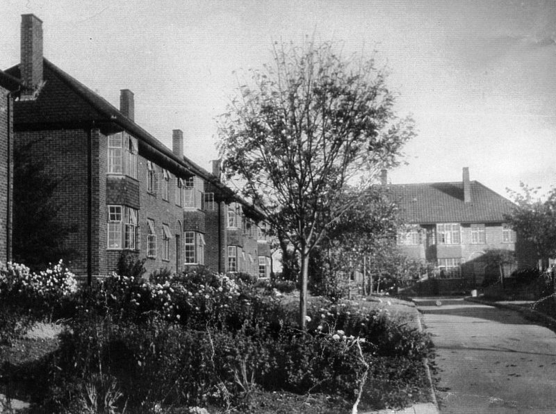 1948 - DICKIE DOYLE, THE WRNS QUARTERS.jpg