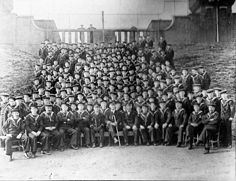 UNDATED - UNKNOWN CLASSES OR DIVISION, POSSIBLY  H.O.s DURING  WW1.jpg