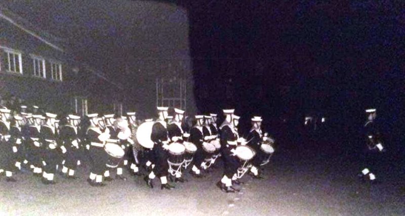 1970, 20TH APRIL - ALAN EARP, 17 RECR., ANSON, 26 MESS, THE BUGLE BAND AT NIGHT.jpg