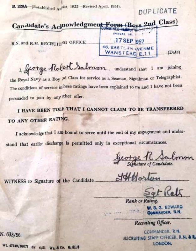 1952, 17TH SEPTEMBER - GEORGE SALMON, SIGNING ON FORM.jpg