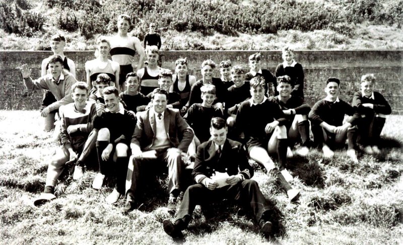 1961, NOVEMBER - DAVID BRIGHTON 45 RECR., COLLINGWOOD, 43 MESS, 391 CLASS, SPORTS DAY.jpg