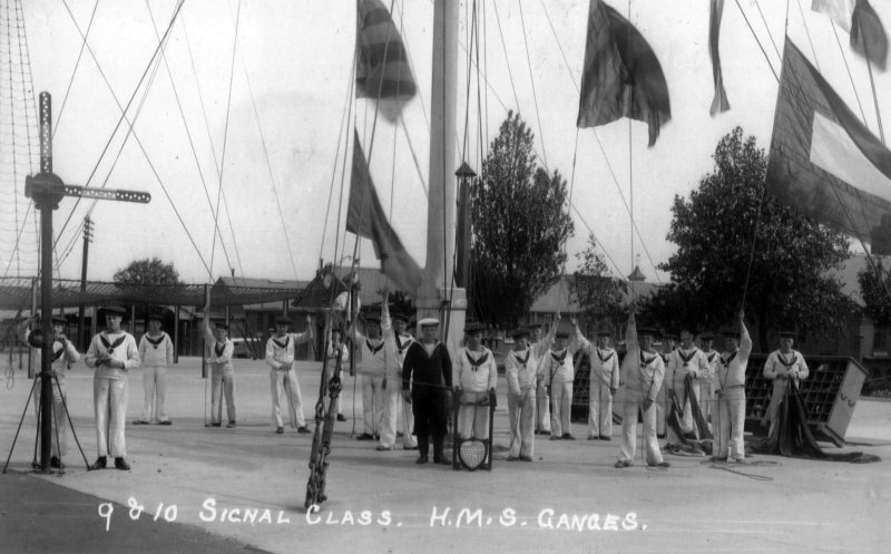 UNDATED - 9 & 10 SIGNAL CLASS, DONATED BY JIM WORLDING.jpg