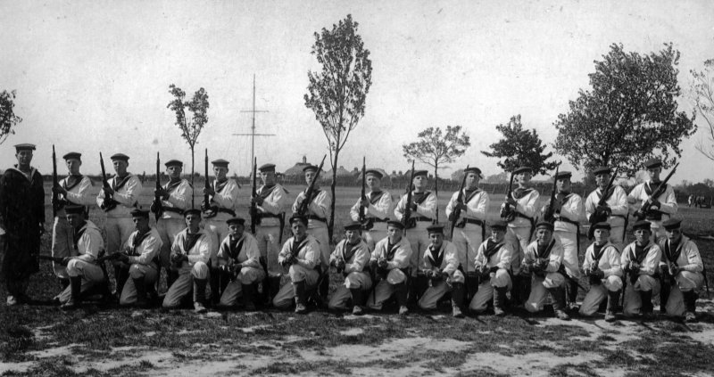 UNDATED - RIFLE DRILL CLASS, DONATED BY JIM WORLDING.jpg