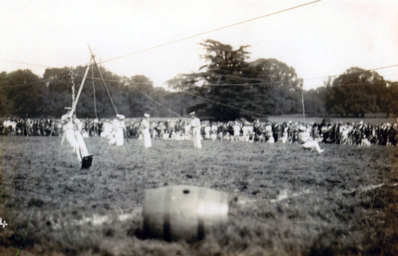 UNDATED - JIM WORLDING, SHEARLEGS TRANSFER DISPLAY, AT A FETE, PROBABLY 1916.jpg