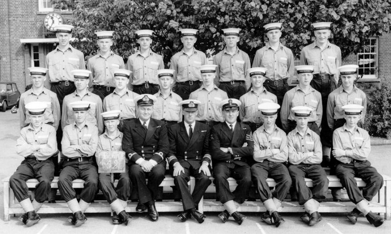 1965, TREVOR ADDINGTON (MARTIN), BLAKE, 8 MESS, 52 CLASS, I'M BOTTOM LEFT.jpg