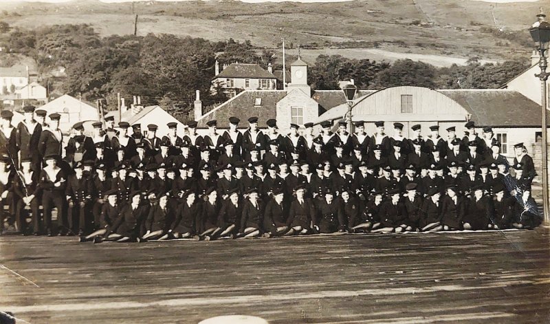 1939-40 - ARTHUR P. EDWARDS, BOY SIGNALMAN, CTB 01.11.1944, PHOTO FROM HIS BELONGINGS, LOCATION SOUGHT.jpg