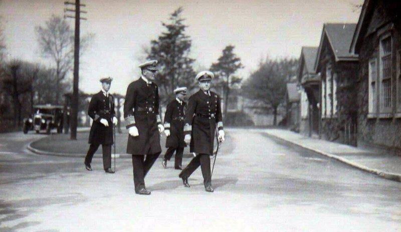 UNDATED -  UNKNOWN ADMIRAL AND OFFICERS.jpg