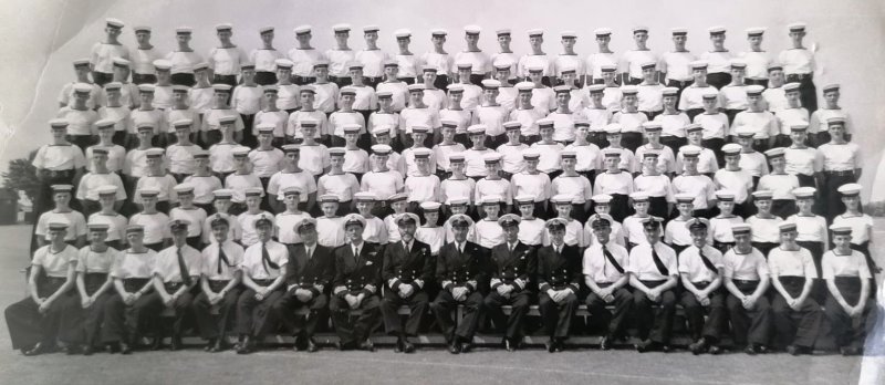 1957, 8TH OCTOBER - RICK WINTERBURN, COLLINGWOOD DIVISION PHOTO, I AM 4TH ROW UP ON LEFT HAND END.jpg
