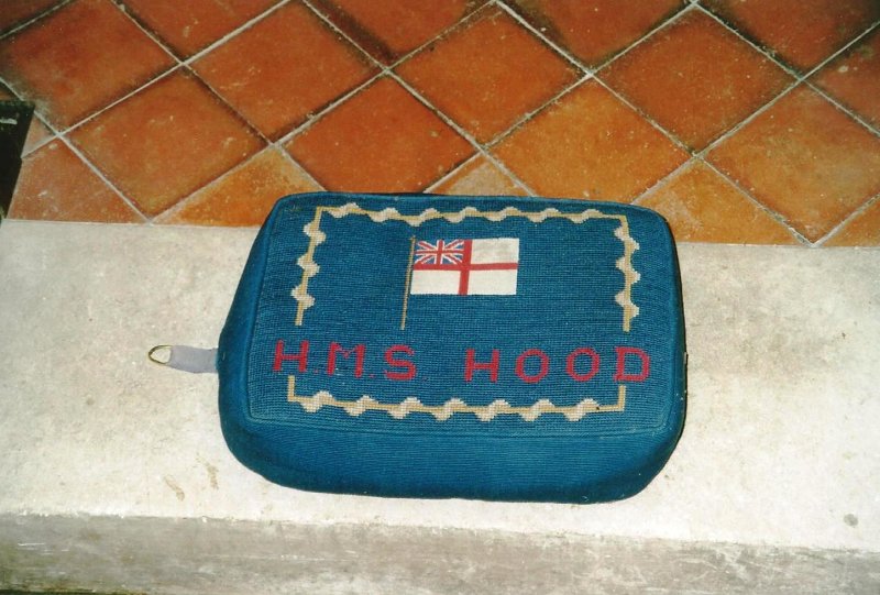 1941, 24TH MAY - DAVID RYE, HMS HOOD, MEMORIALS AT ST. JOHN'S, BOLDRE, ONE OF THE MANY KNEELERS, C..jpg