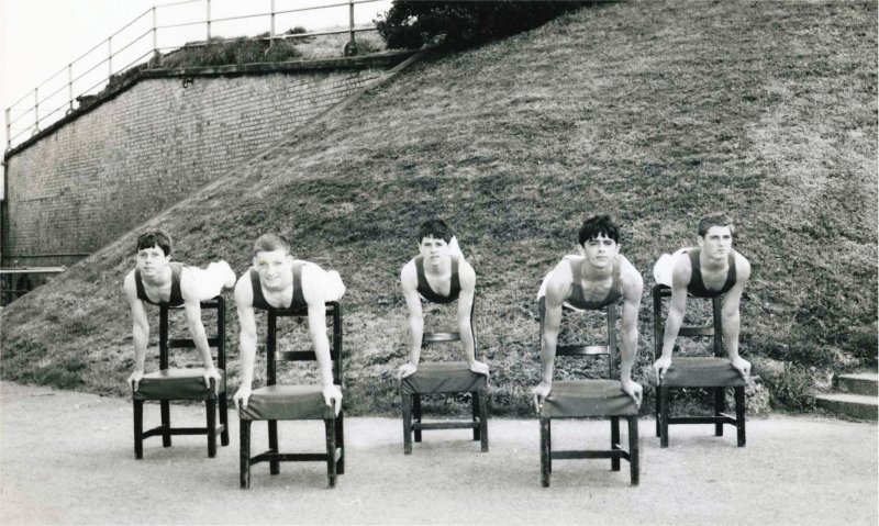 1972 - GEOFFREY WOOD, RODNEY, 42 MESS, PRACTISING FOR CHAIR TRICKS DISPLAY TEAM AT EARLS COURT, I AM ON THE LEFT, 04.