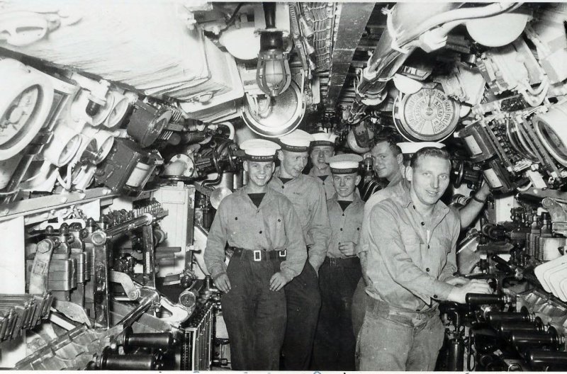 1956, 8TH FEBRUARY - JIM JACKSON, 97 RECR., BENBOW, 34 MESS, 103 CLASS, VISITING HMS THULE, 03..jpg