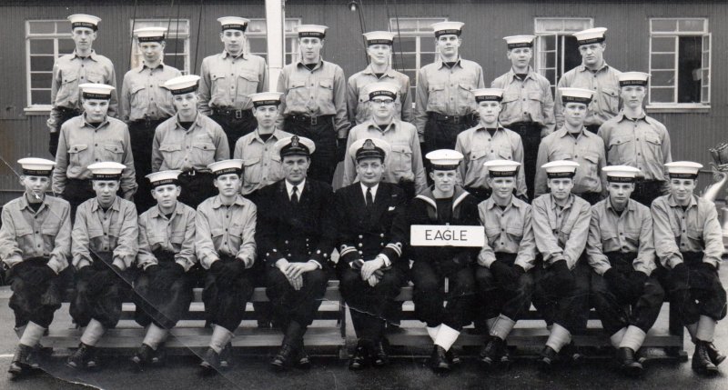 1969, 14TH JANUARY - MIKE WALKER, ANNEXE, EAGLE MESS, I AM MIDDLE ROW, FAR RIGHT.jpg