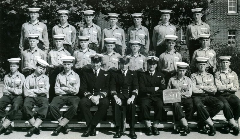 1965, 27TH JUL-1966,15TH JUL - KIT [CHRISTOPHER] COLBECK 18., 77 RECR., GRENVILLE, 22 MESS, G741 CLASS, JNA[M]s, CLASS PHOTO