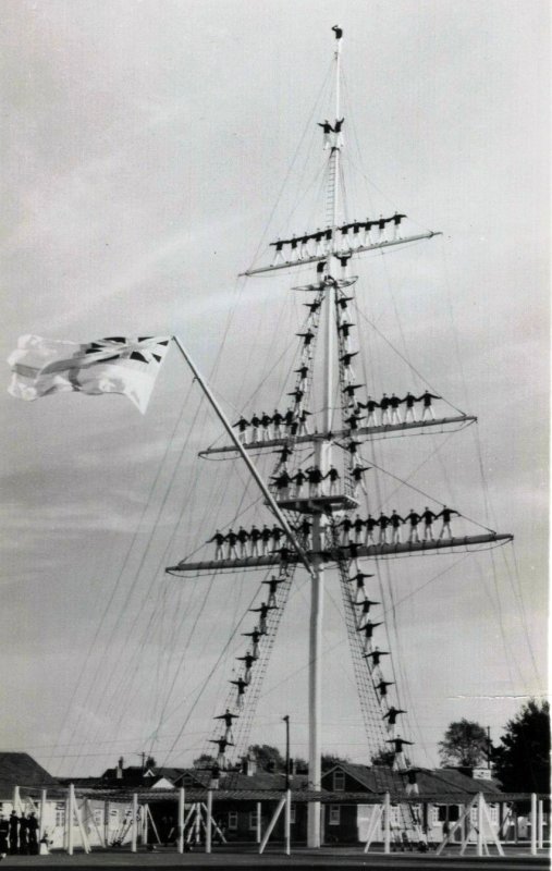 UNDATED - MANNED MAST, A FISK POSTCARD..jpg