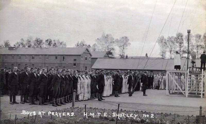 UNDATED - BOYS AT PRAYERS..jpg