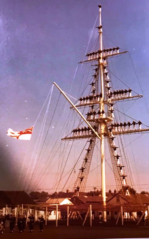 1972, 2ND OCTOBER - TONY DAVIES, 1., LAST CEREMONIAL MANNING OF THE MAST IN THE PRESENCE OF THE DUKE OF EDINGBURGH.jpg