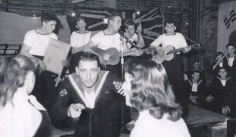 UNDATED - GANGES SKIFFLE GROUP..jpg