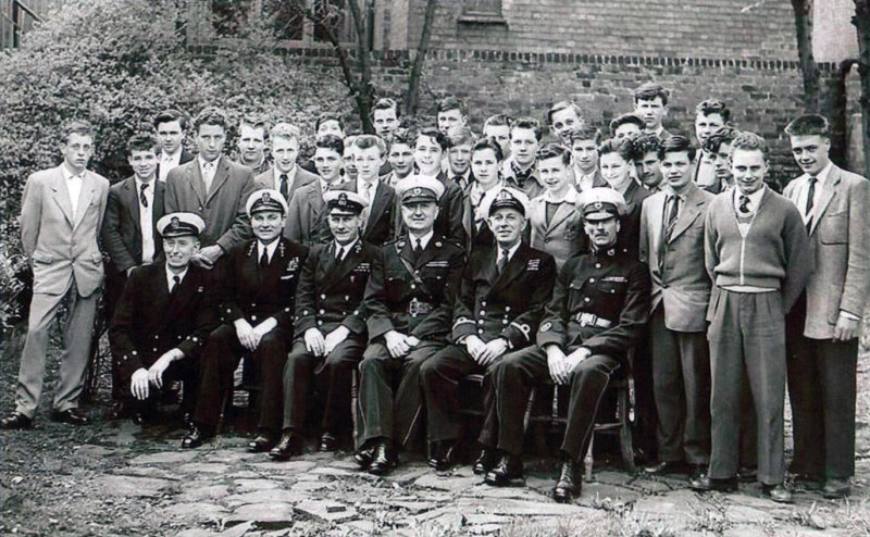 1958, MAY - NEW RECRUITES AT DERBY RECRUITING OFFICE, ALL JOINING GANGES..jpg