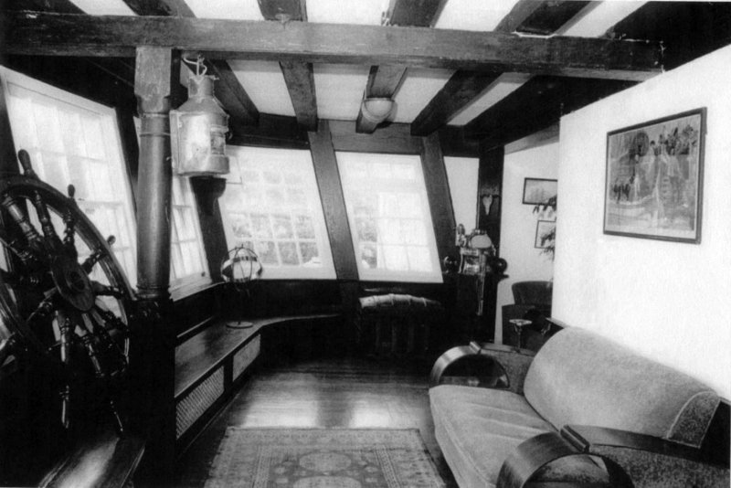 UNDATED - THE GANGES CAPTAIN'S CABIN, BURGH ISLAND HOTEL, 02..jpg